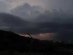 Fim de semana será de dias de sol e pancadas de chuvas