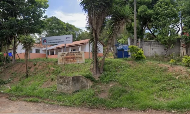 Possível fechamento de escola gera revolta em comunidade de Divinópolis