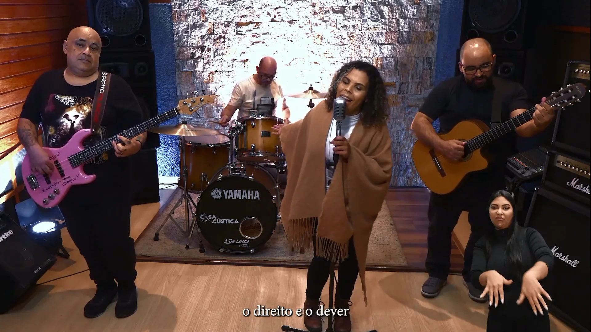 Banda Rizoma lança clipe da canção ‘Mesmo Útero’