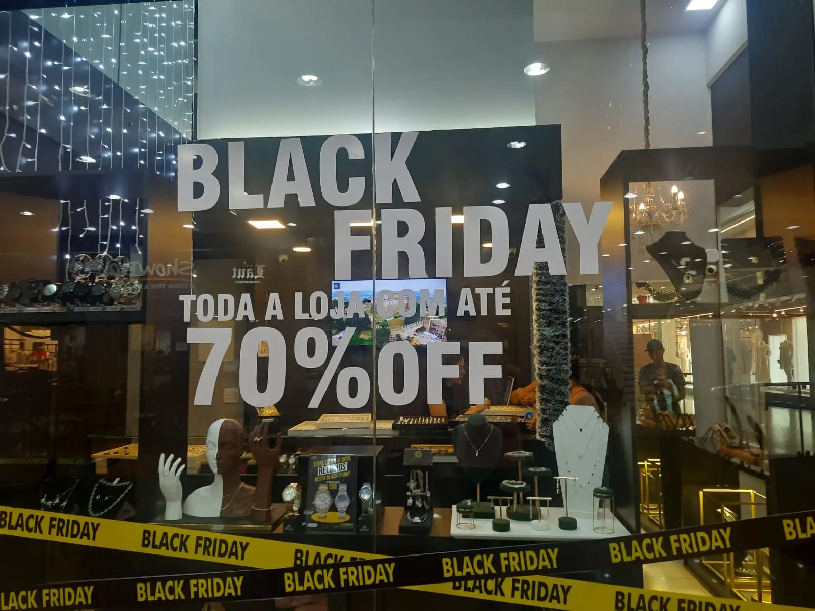 Black Friday movimenta comércio no fim de semana