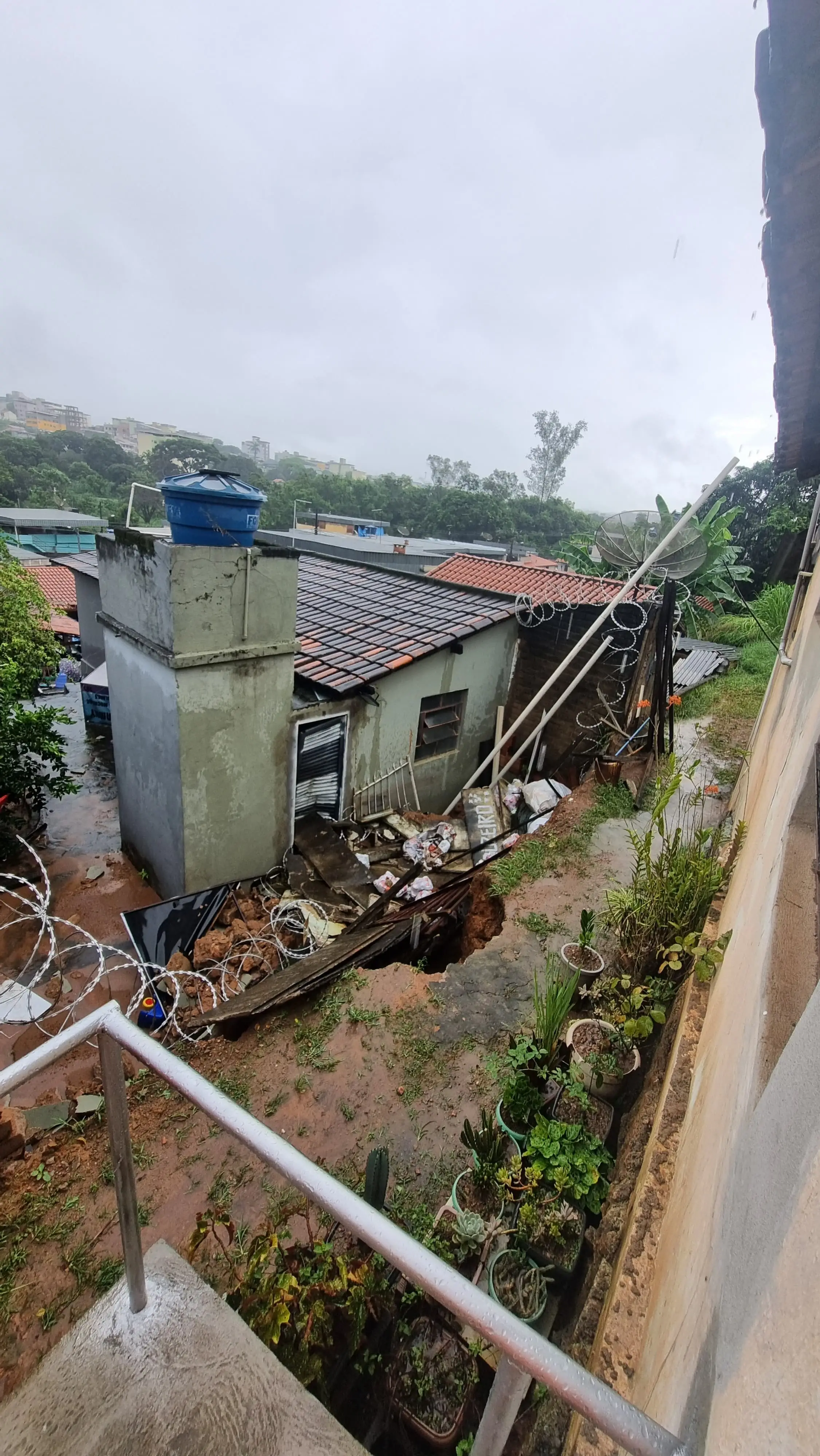 Corpo de Bombeiros informa ocorrências causadas por tempestade em Divinópolis