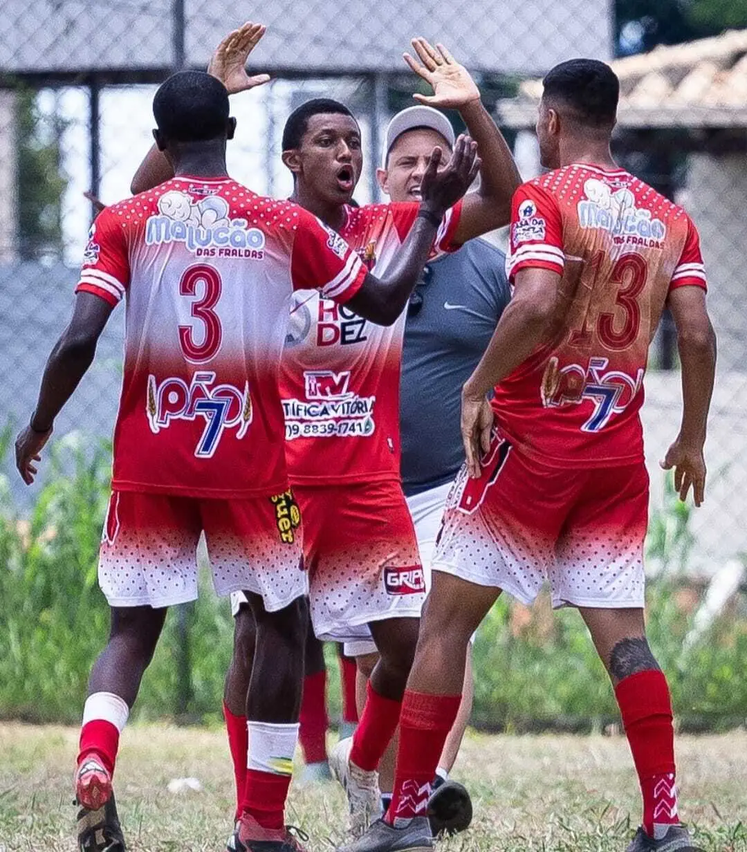 Goleadas e muitos gols marcam o fim de semana no futebol amador