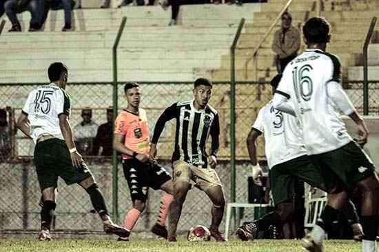 Galo estreia com derrota na Copinha