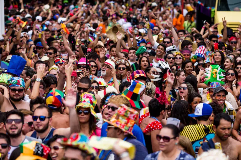 Carnaval pode aumentar casos de complicações respiratórias