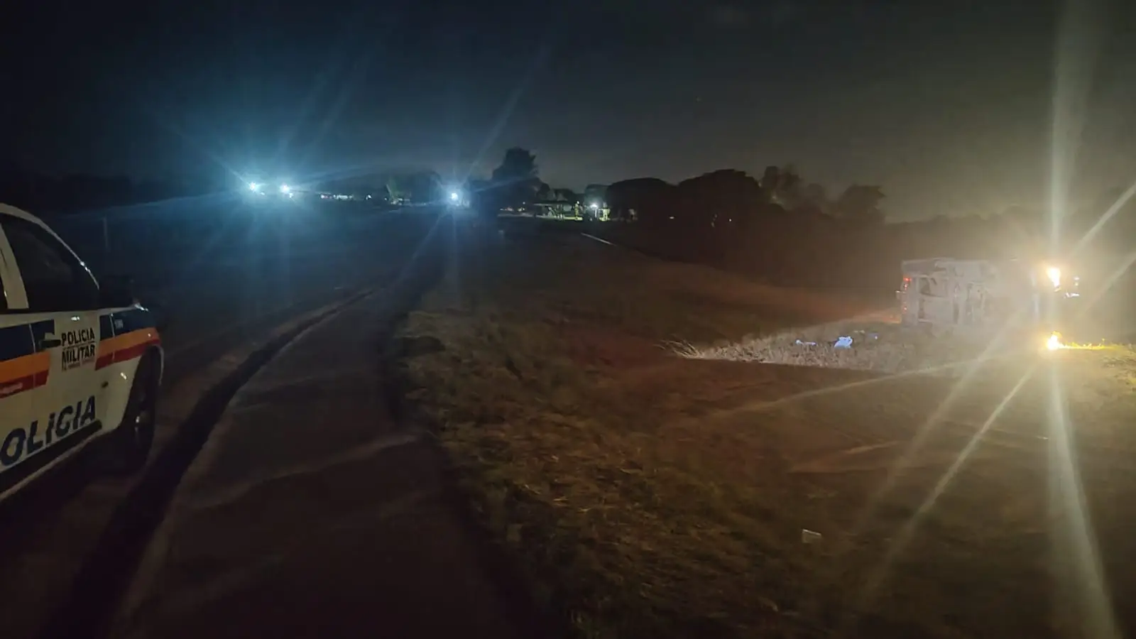Capotamento na MG-050 deixa condutor ferido após motorista dirigir embriagado