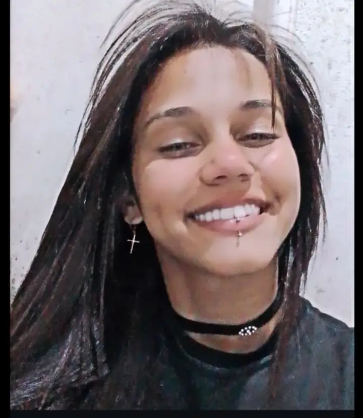Jovem morre em acidente entre carro e moto na BR-262, em Nova Serrana