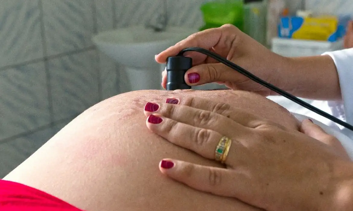 Saúde recomenda que gestantes consumam cálcio para prevenir eclâmpsia