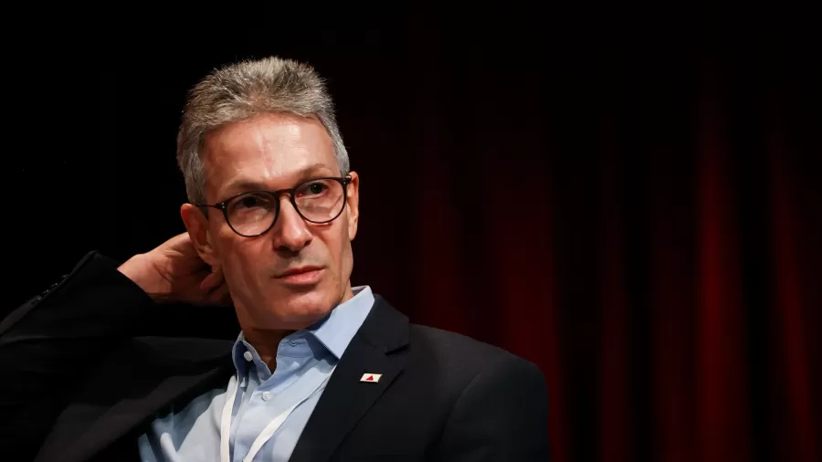 Lohanna denúncia Zema por propaganda extemporânea