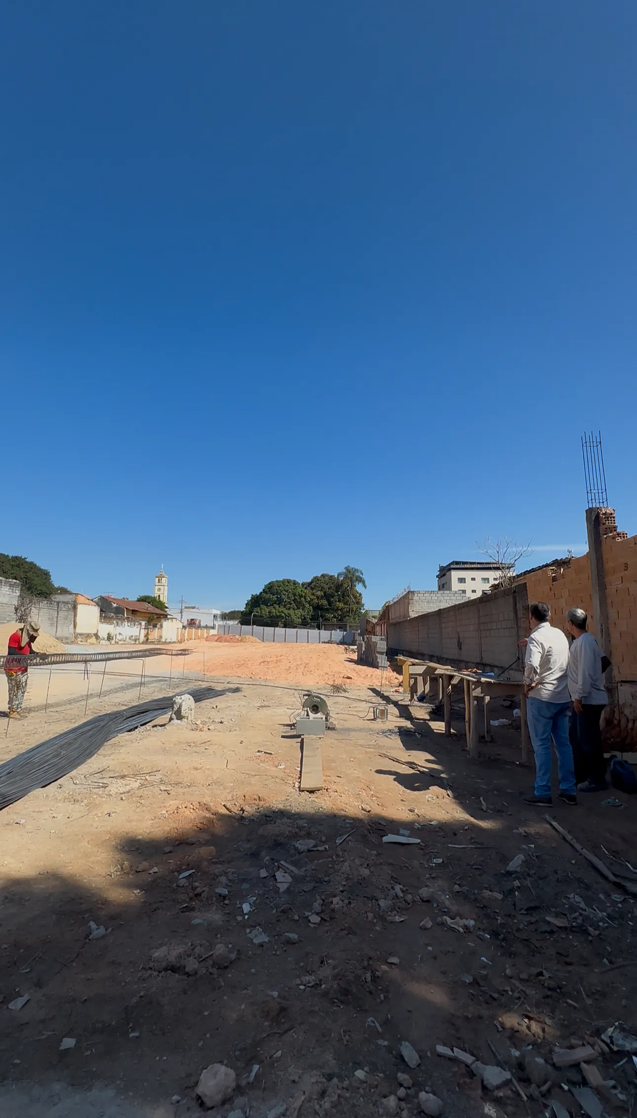 Vereador celebra início da construção da Escola Professor Darcy Ribeiro