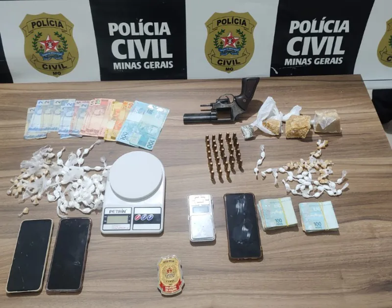 PCMG prende dupla por tráfico de drogas e posse ilegal de arma em Bom Despacho