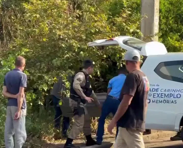 Homem é morto a facadas após desentendimento por drogas em Itaúna