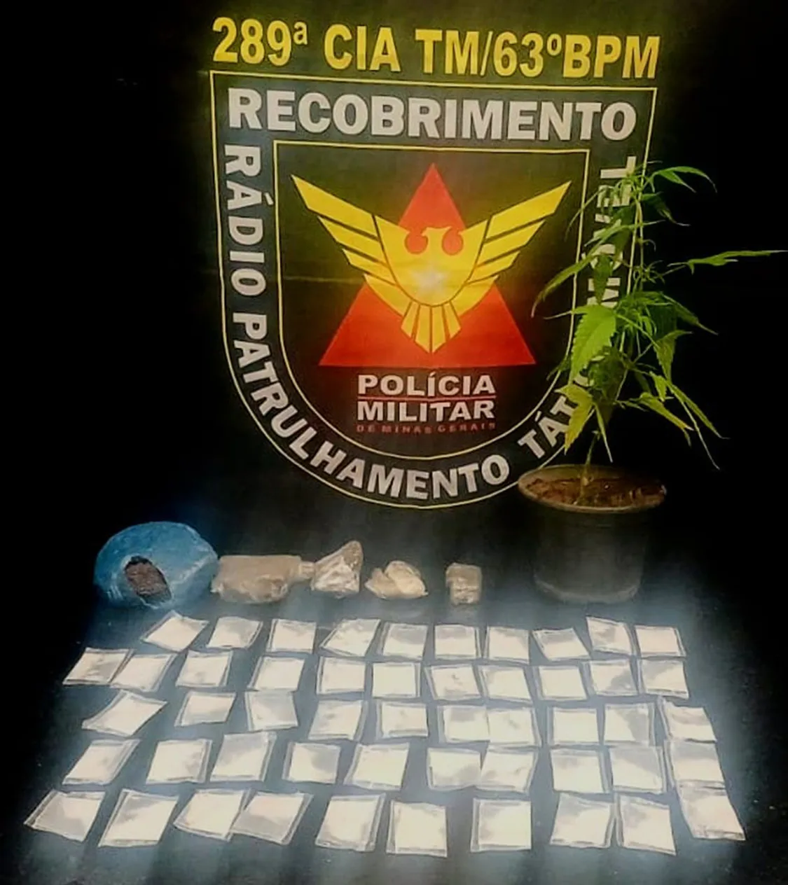 Flagrante de tráfico em Formiga termina com prisão e apreensão de drogas