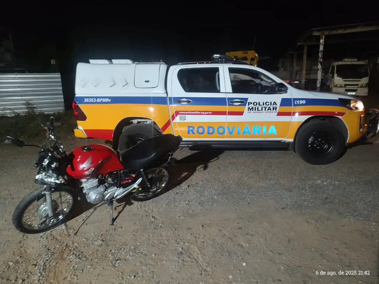 Adolescente é flagrado com motocicleta adulterada após acidente na BR-352 em Pitangui