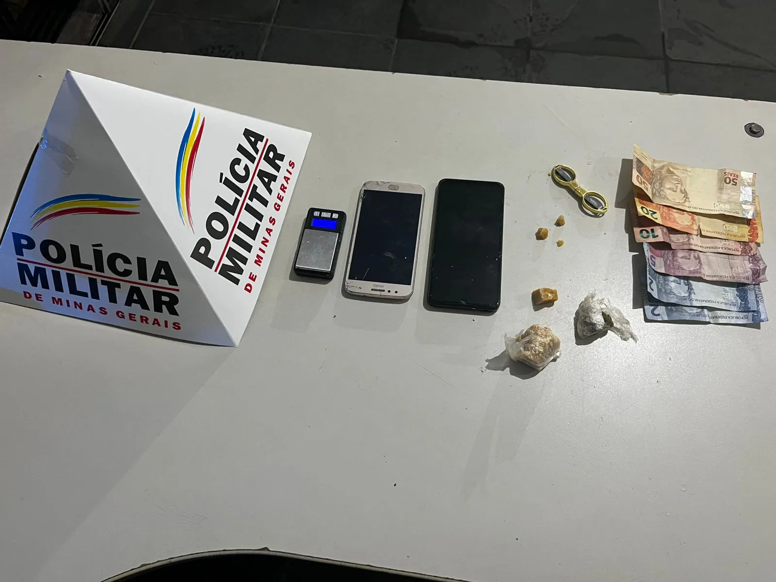Proprietário de bar é preso por tráfico de drogas em Cláudio