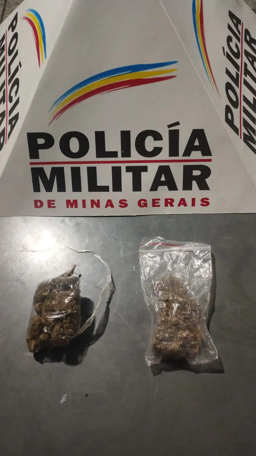 Mulher é presa por favorecimento real em Pitangui