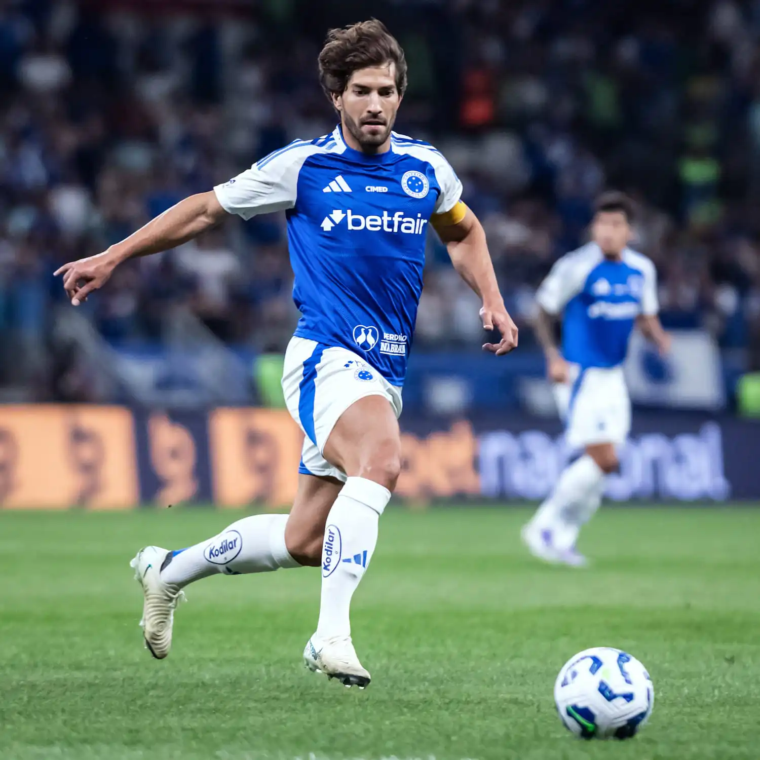 Cruzeiro leva virada do Santos e Flamengo abre três pontos na liderança do Campeonato Brasileiro