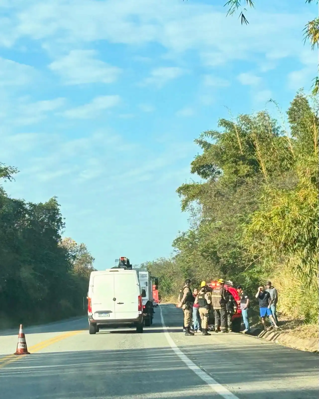 Samu confirma duas mortes em capotamento na BR-494, próximo ao trevo de Carmo da Mata