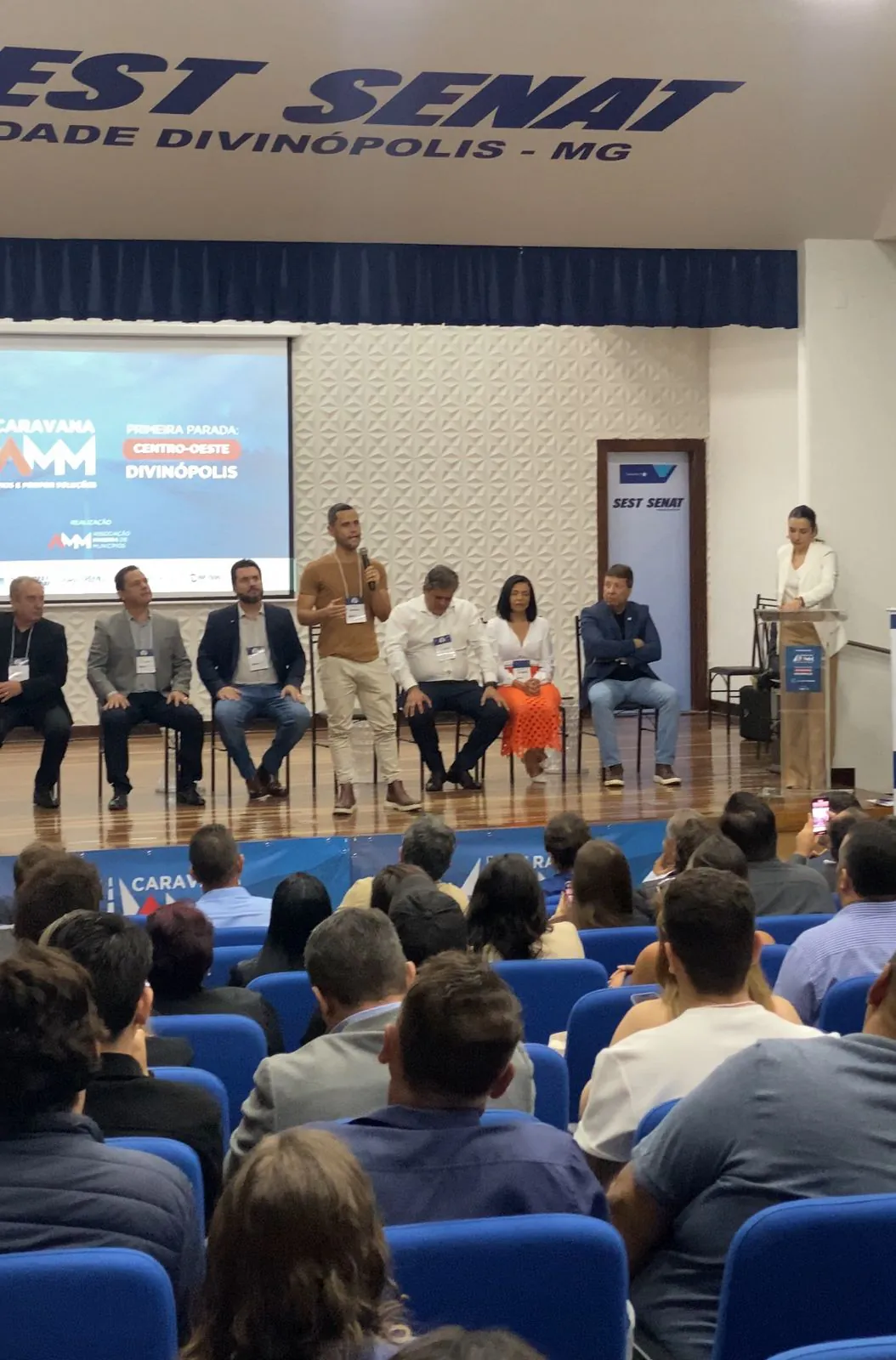 Vapes oferecem até 6 vezes mais risco que cigarros comuns, aponta Secretaria de Saúde