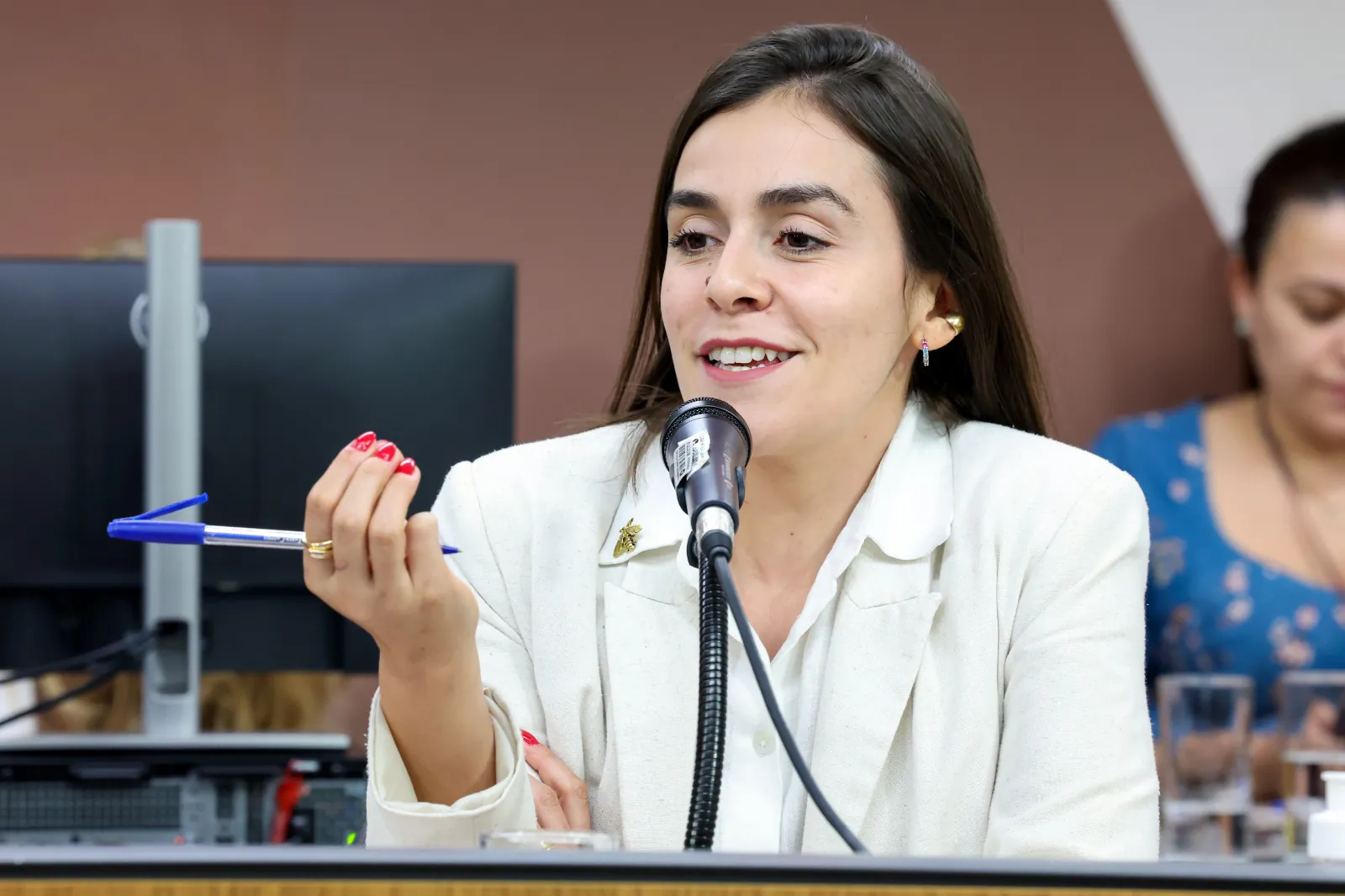 Lohanna propõe política estadual de acessibilidade tecnológica para pessoas surdas em Minas
