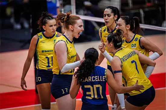 Seleção Feminina vence França e avança para a semifinal do Mundial
