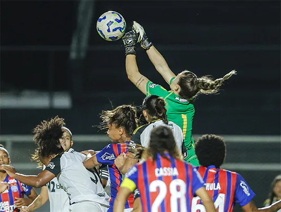 Galo feminino perde para o Bahia e é eliminado