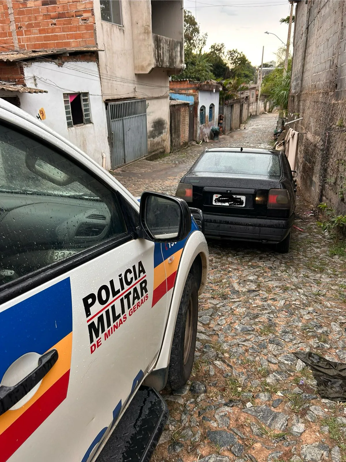 PM recupera três veículos furtados em Divinópolis