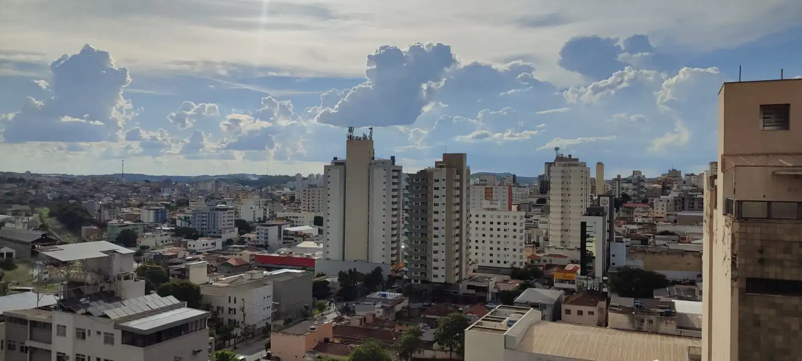 Prefeitura emite alerta de tempestade; fim de semana será de calor e instabilidade em Divinópolis