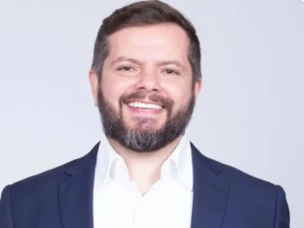 Investigado pela PF, vice-prefeito de Itaúna perde o cargo após deixar o Brasil sem aval da Câmara