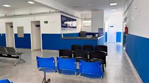 Lei que obriga cartazes antiaborto em unidades de saúde entra em vigor em Divinópolis