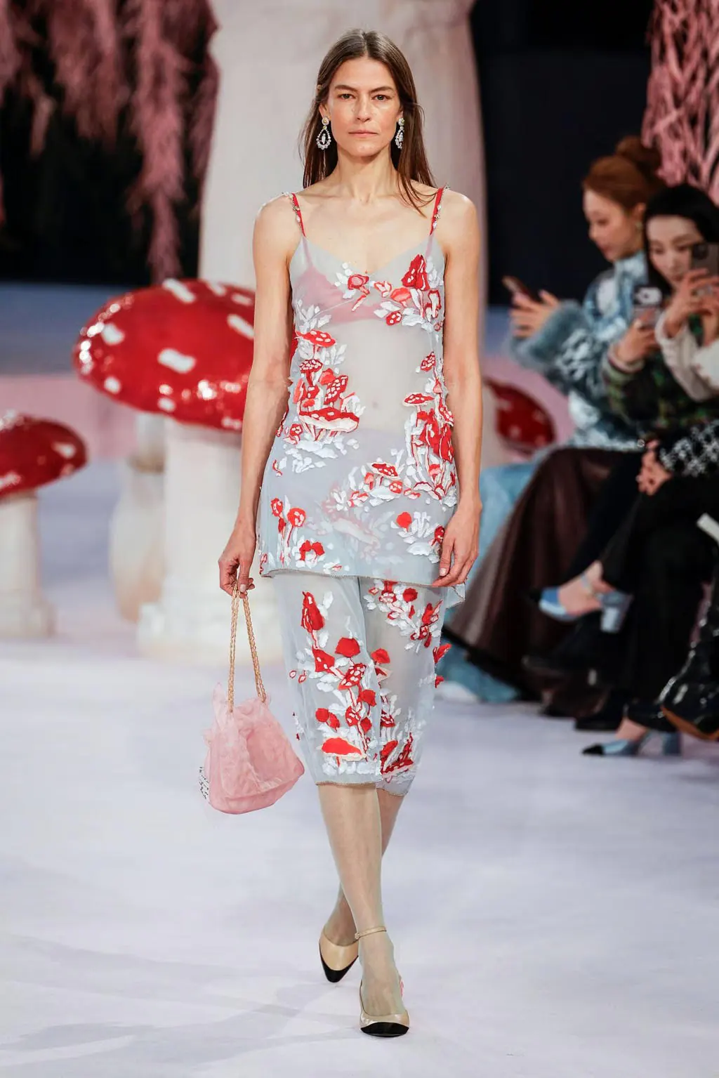 Fashionage