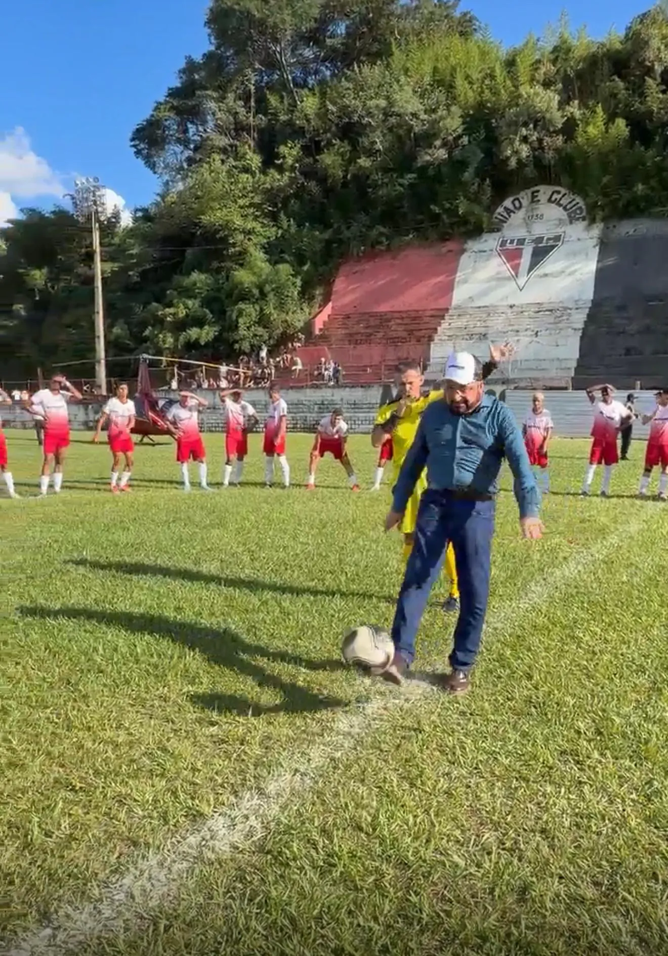 Fabiano Cazeca participa do tradicional clássico do futebol amador em Itapecerica