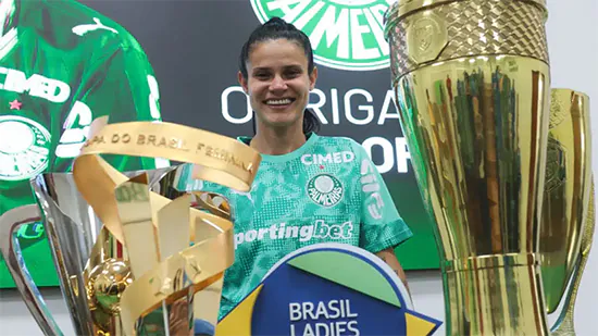 Cruzeiro acerta contratação da meia Isadora, multicampeã pelo Palmeiras